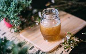 蜂蜜保湿面膜怎么做效果最好？_库百科养蜂养殖