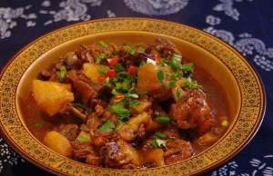 鹅肉炖什么好吃_库百科养鹅