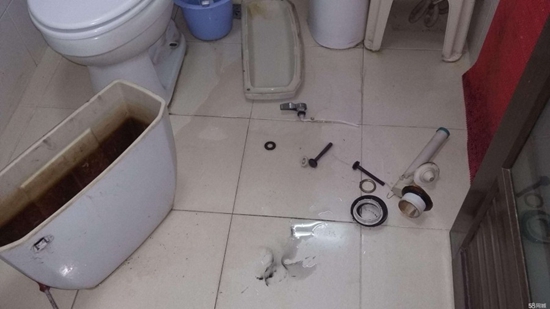 抽水马桶漏水原因，抽水马桶漏水怎么办?